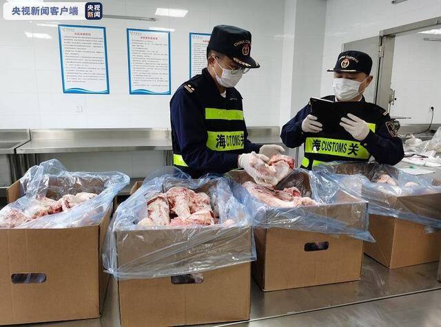 俄罗斯牛肉首次进入中国市场 首批抵沪