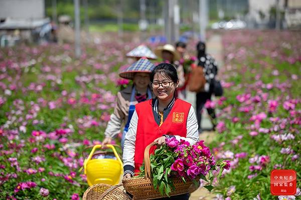 镜头  青春因奋斗更美丽