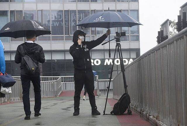 北京降雨中午前后结束，明天气温开始回升 组图