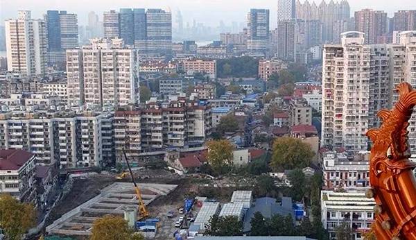 中国铁建完成武汉首例地铁掘进数码爆破