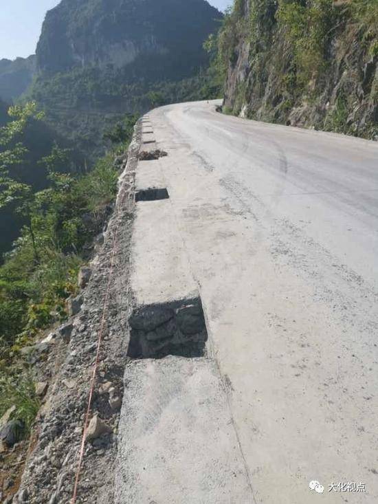 广西一扶贫干部遭遇车祸离世事故路段此前正计划安装防护栏