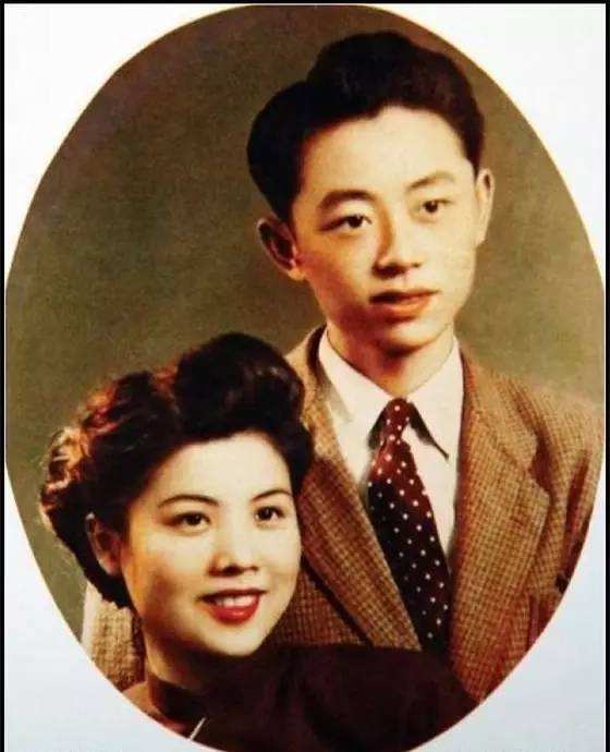 画家黄永玉夫人张梅溪去世，享年98岁