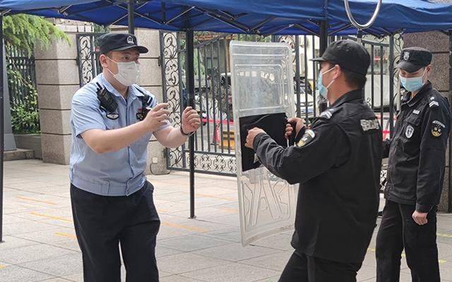 北京初三学生复课，首师附中严格要求学生不扎堆、不聚集