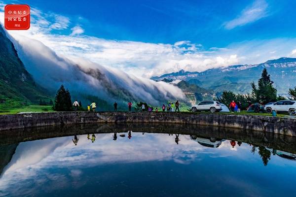 中国旅游日  人意山光，俱有喜态