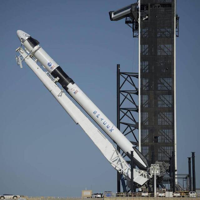 特朗普下周或现场观看SpaceX龙飞船载人试飞首秀