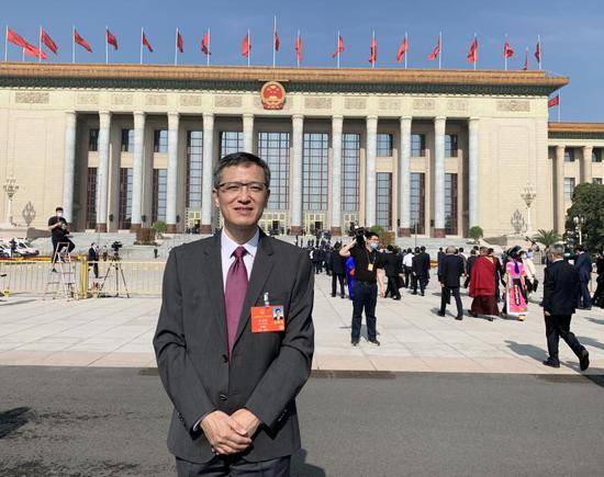 全国人大代表陈静瑜：将新冠肺炎患者肺移植的中国经验分享给国际同行