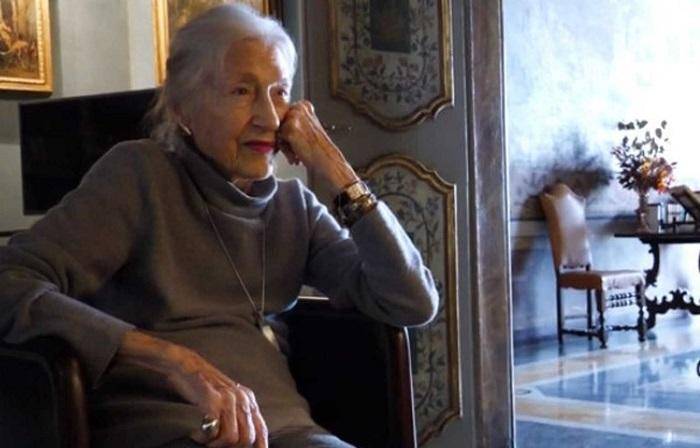 ↑安娜·宝格丽·卡里索尼去世，享年93岁图据GreekReporter