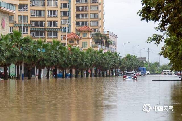 强降雨影响广西 暴雨+地质灾害+渍涝等多个预警齐发