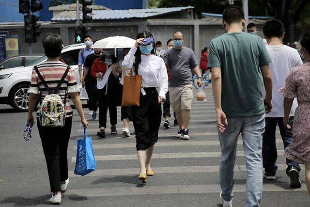 热浪来袭！北京高温蓝色预警 最高温达38℃