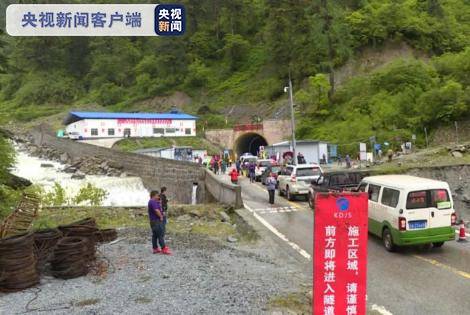 366名游客被安全护送出云南独龙江乡 曾因泥石流滞留10余天