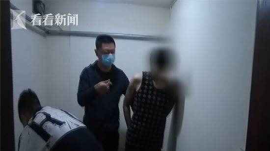 男子入室盗窃，不仅生火煮面吃还留言“真穷”