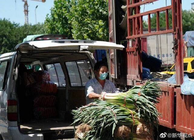 北京：指定临时交易场地 保障蔬菜水果供应