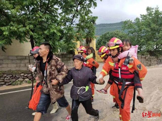 四川冕宁暴雨灾害最新：已安置3030人，灵山景区暂停对外开放