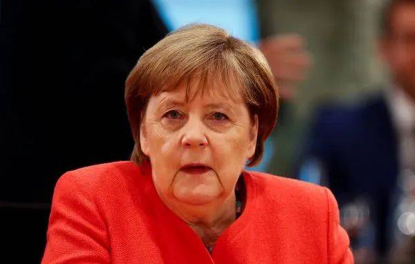 ▲德国总理默克尔6月24日在柏林参加活动。（法新社）
