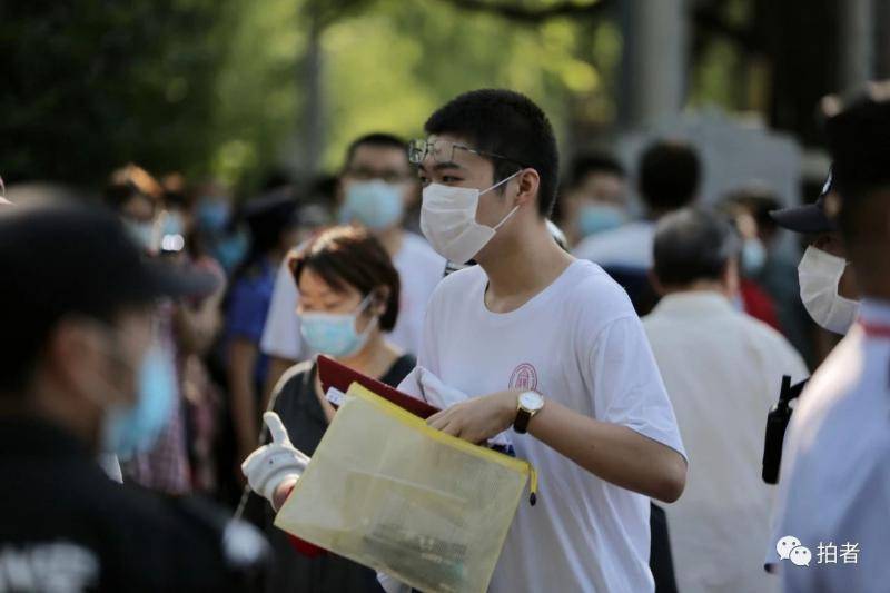 乘风破浪正当时！多图直击疫情防控之下的北京高考