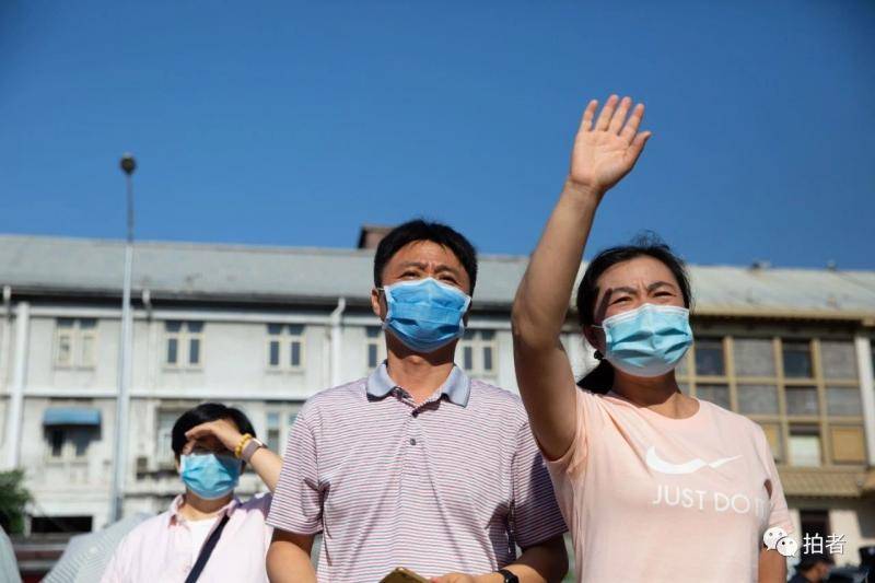 乘风破浪正当时！多图直击疫情防控之下的北京高考