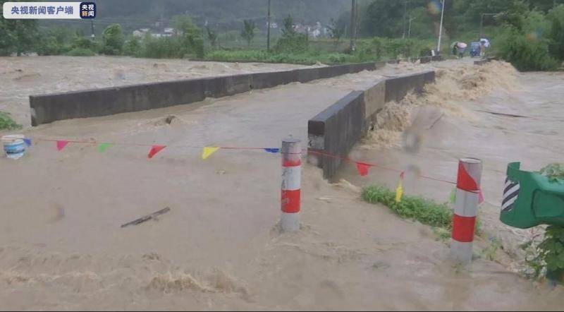 安徽强降雨已致31个县超42万人受灾 2.7万人紧急转移