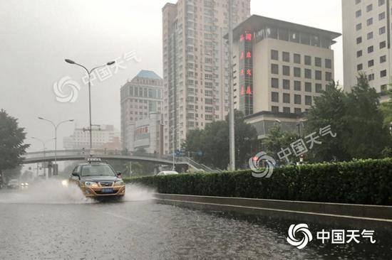 北京今天白天降雨明显不利早高峰最高温降至26℃凉爽舒适