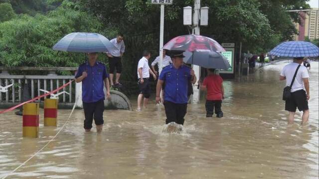 湖南：107万余人受灾 紧急转移安置5.1万余人