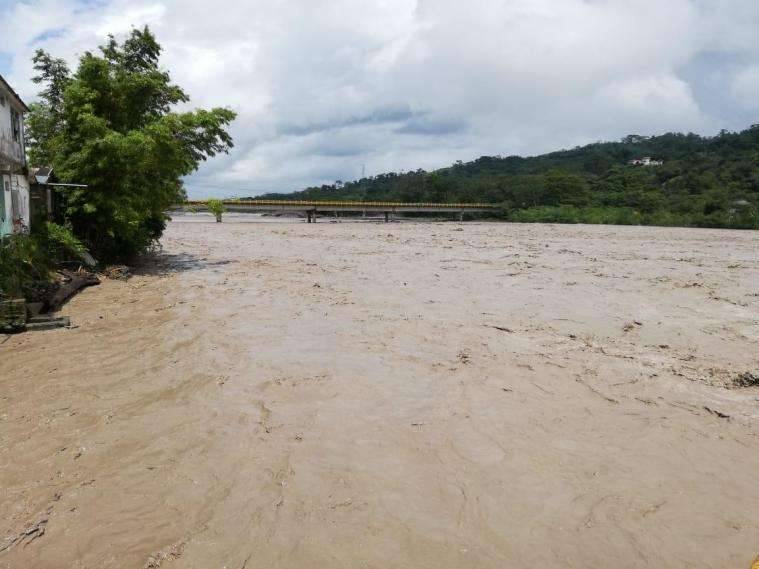 哥伦比亚持续暴雨引发多地洪灾 3000公顷农田被淹