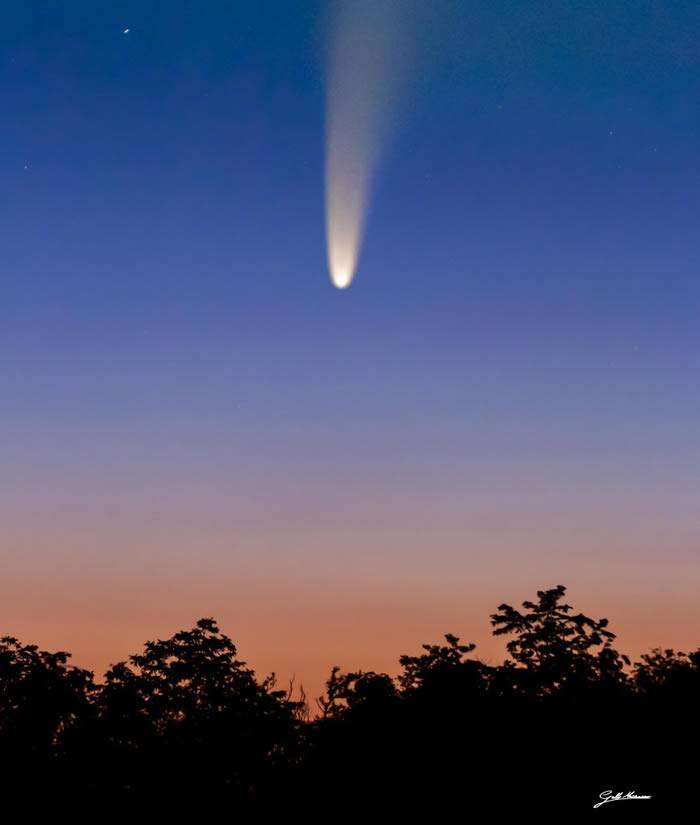 2020年最亮的彗星！C/2020 F3（NEOWISE）彗星肉眼看见