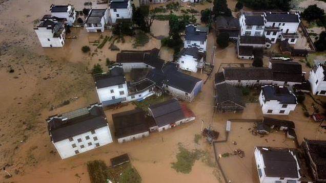 19条河流水位破纪录 南方多地启动I级、II级应急响应