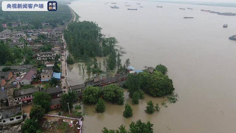 19条河流水位破纪录 南方多地启动I级、II级应急响应