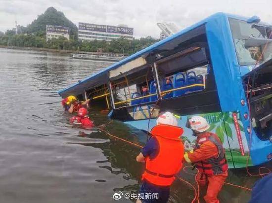 胡锡进：不给贵州张某钢的行为留任何道德开脱的空间