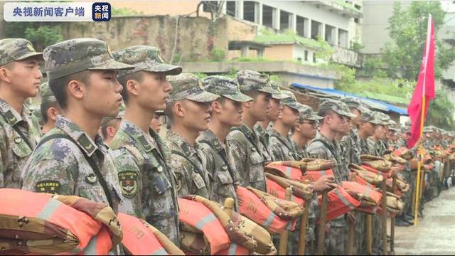 千名子弟兵紧急驰援 严守安徽铜陵枞阳城屏障