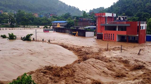 尼泊尔发生洪水和山体滑坡 一个月内已致85人死亡