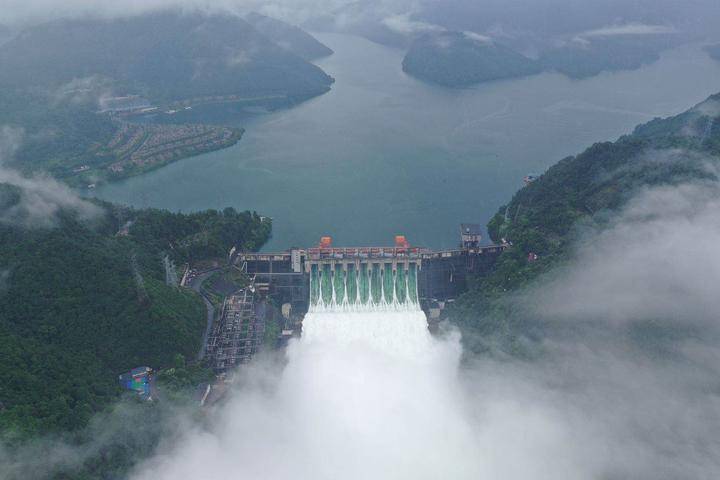 浙江省水利厅：今日15时新安江水库泄洪最后1孔关闭