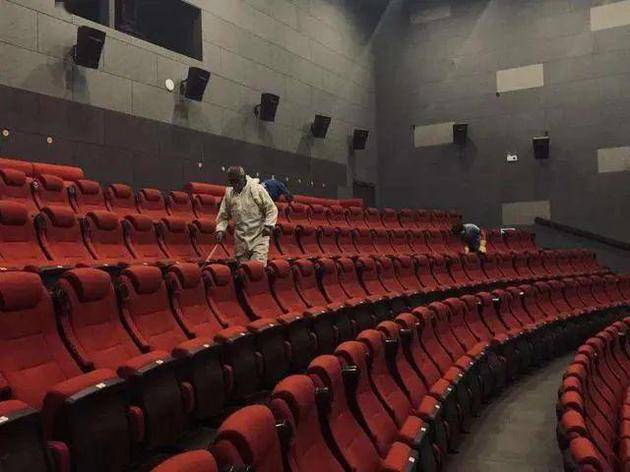 国家电影局:电影院恢复开放每场上座率不得超30%