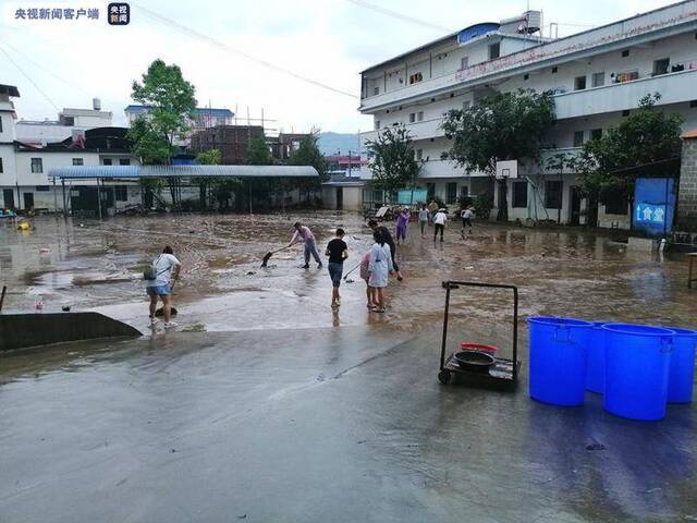 云南盈江水位回落内涝洪水消退 当地全力搜救3名失联人员