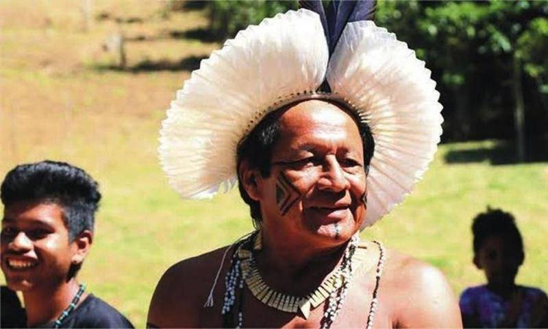 巴西里约最大原住民部落首领因新冠肺炎去世