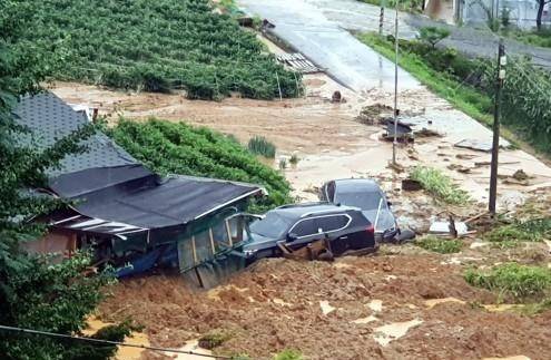 韩国持续大雨造成5人死亡8人失踪
