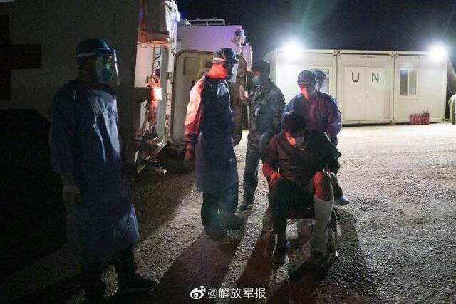 一联合国飞机在马里突发事故，中国维和医疗分队救治机组人员