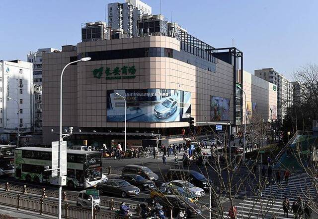 去年12月27日，历时8个月升级改造后的长安商场重新开张。摄影/新京报记者吴宁