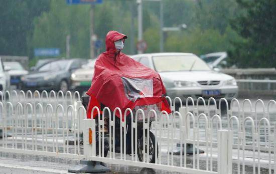 北京三区发布雷电蓝警，局地短时雨强较大！下周雨水频繁光顾京城