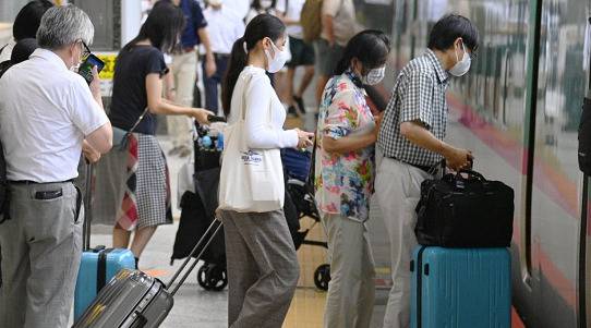 感染状况严峻 日本东京新增确诊病例中年轻人超半数