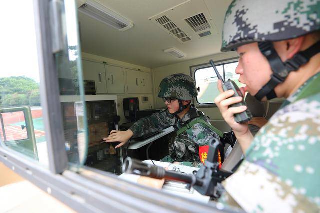 骄阳似火练兵酣 后浪淬火砺精兵