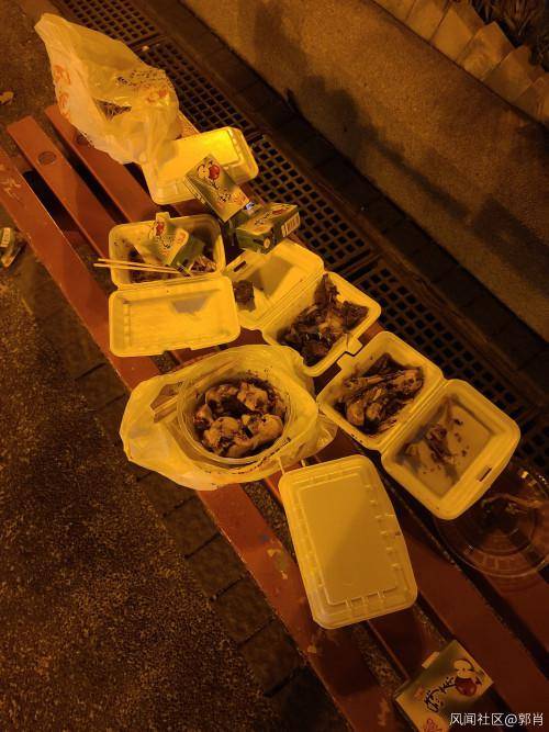 观察者网:香港禁止堂食后 街道垃圾太多老鼠频繁出没