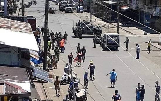 菲律宾南部贺洛镇发生两起连环爆炸至少致10死40伤