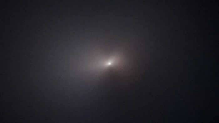 美国宇航局（NASA）哈勃太空望远镜拍到Neowise彗星特写照