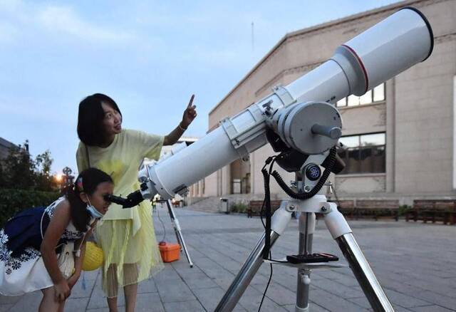 七夕遇上科学之夜，北京天文馆讲解观测织女星