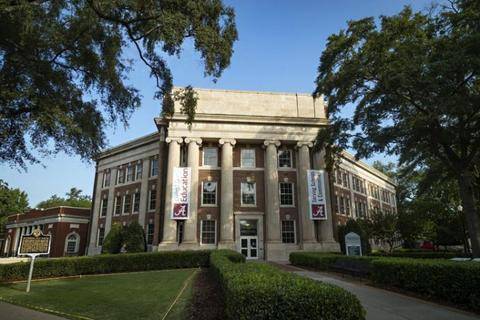 美国阿拉巴马大学开学5天500多人感染。（图：Getty）