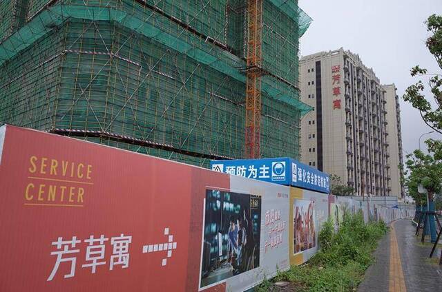 芳草寓位于上海市宝山区，今年6月初对外开放出租。澎湃新闻见习记者陈悦图