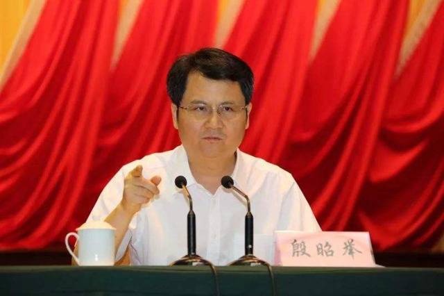 曾是广东省最年轻市长，他拟任市委书记
