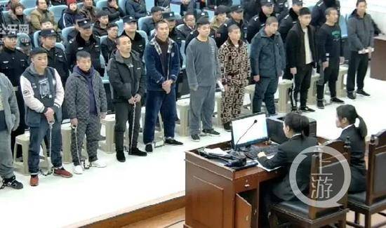 2019年12月27日，河南焦作市温县法院一审判决，刘航数罪并罚，被判处有期徒刑20年。/中国庭审公开网