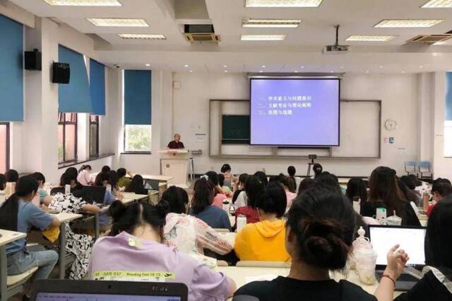 久违的课堂，亲切的面孔…有你的浙师才是最美的风景