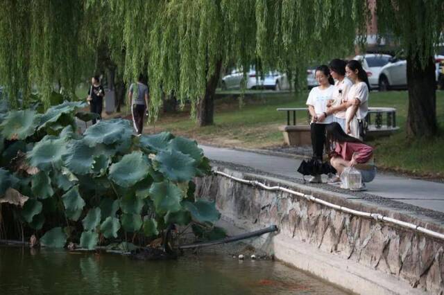 久违的课堂，亲切的面孔…有你的浙师才是最美的风景